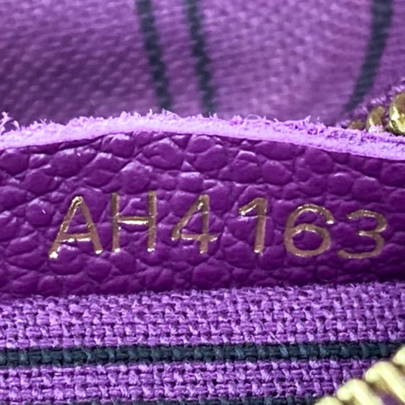 ⭐️ SOLD ⭐️Louis Vuitton Speedy 30 Purple Monogram Empreinte Leather Bandouliere - Picture 4 of 11